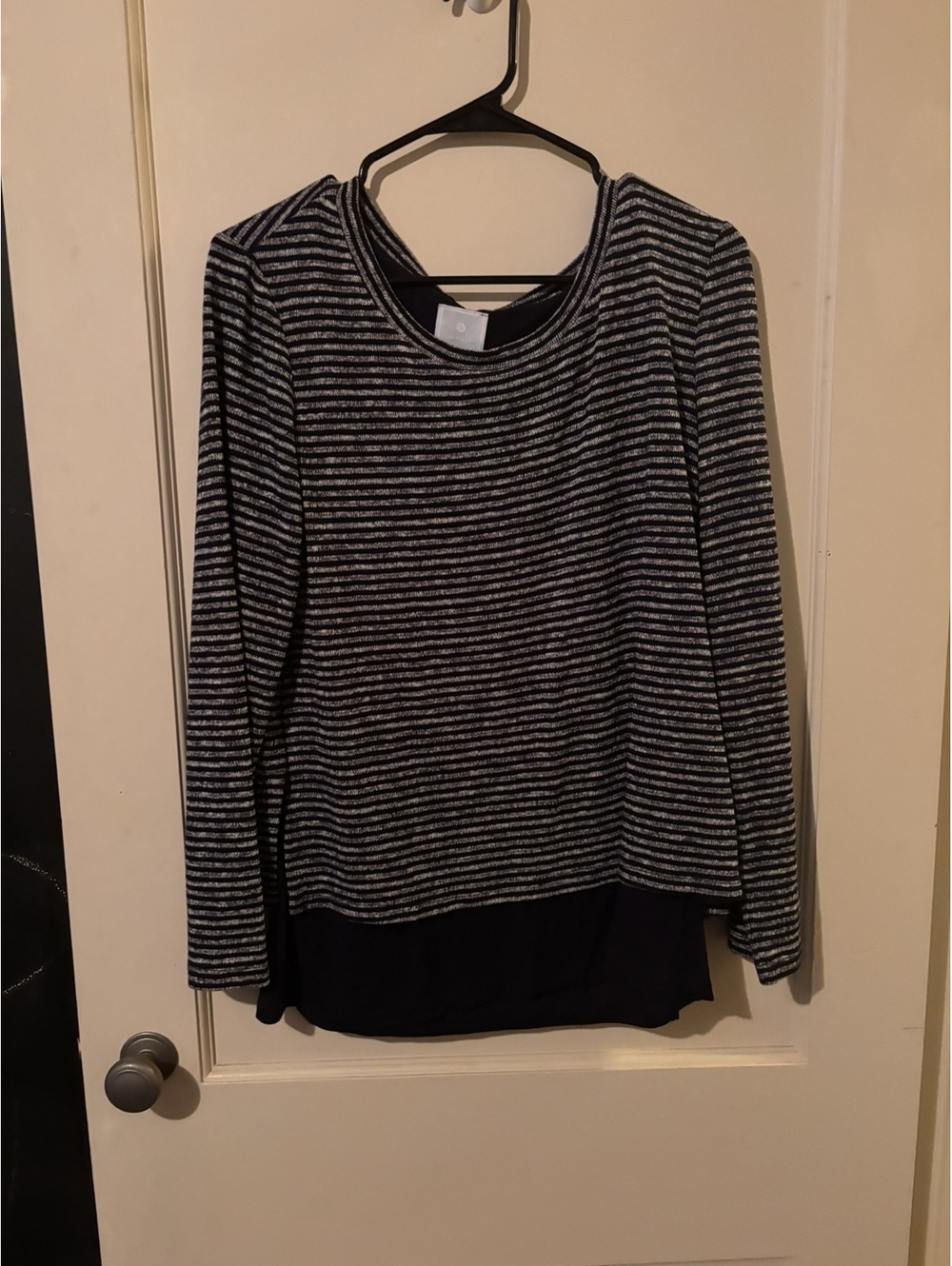 Sunday Women's Medium Long Sleeve Striped Sweater